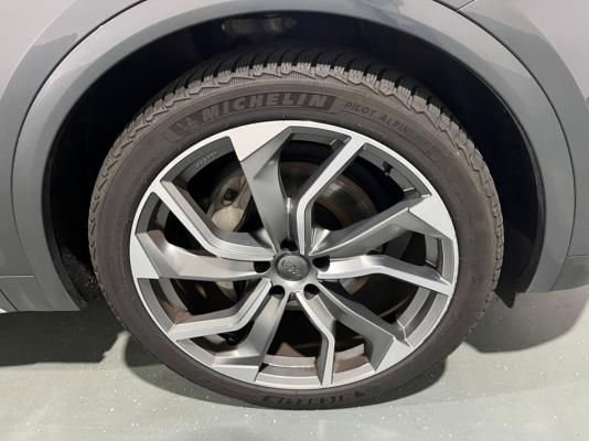 Audi Q5 50 TFSI e S edition 408pk 2021 (Origineel-NL), L-523-PS
