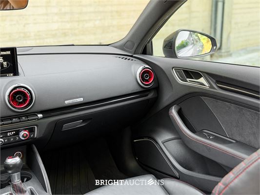 Audi RS3 Sportback 2.5 TFSI Quattro Pro Line Plus 367pk 2015, RG-769-N