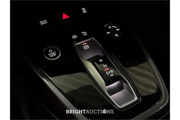 Audi Q4 50 S edition Quattro 77 kWh 2021 (Origineel-NL), N-596-SR