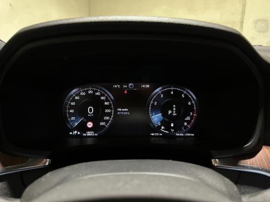 Volvo V60 Cross country Soft Hybride 2.0 B5 AWD pro 261pk 2020 (Origineel-NL), J-188-VT