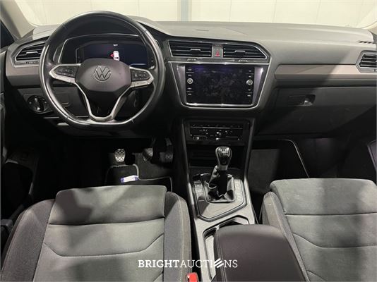 Volkswagen Tiguan Allspace Life Business 1.5 TSI 150pk 2022 (Origineel-NL), R-584-KH