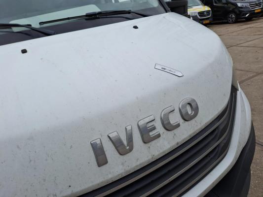 Iveco Daily 35S14V 2.3 352L H3 137 pk 2022, VNX-84-K