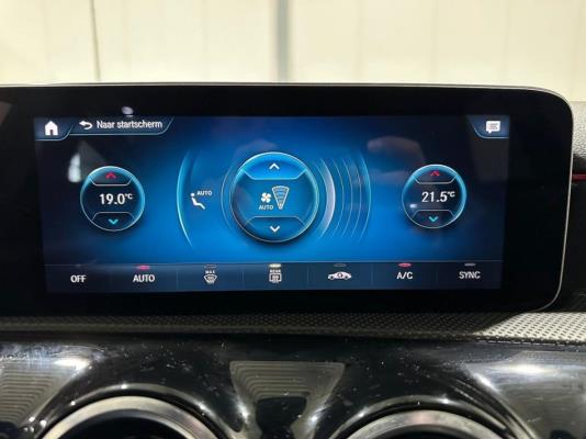 Mercedes-Benz A200 Business Solution AMG 163pk 2019 (Origineel-NL) A-Klasse, XH-436-L