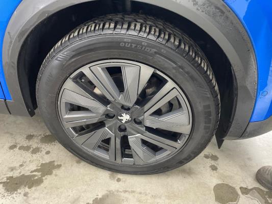 Peugeot e-2008 EV GT 50 kWh 136 pk 2020, J-619-VK