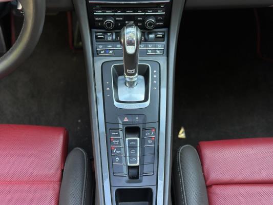 Porsche 911 991 Turbo S 3.8 6-cilinder Cabrio 560pk 2014 (Origineel-NL), NL-kenteken