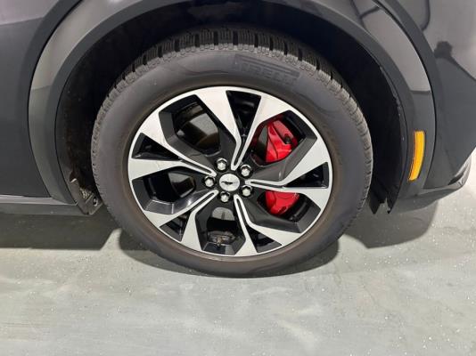 Ford Mustang Mach-E AWD 75 kWh 258pk 2021 (Origineel-NL), L-890-ZD