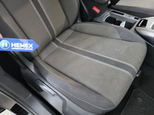 Volkswagen T-Roc Business 1.5 TSI 150pk 2021 (Origineel-NL), L-253-HG