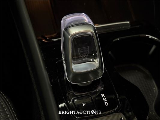 Volvo XC40 T4 Plug-in Hybrid Ultimate Bright 1.5 211pk 2022 (Origineel-NL), R-982-ND