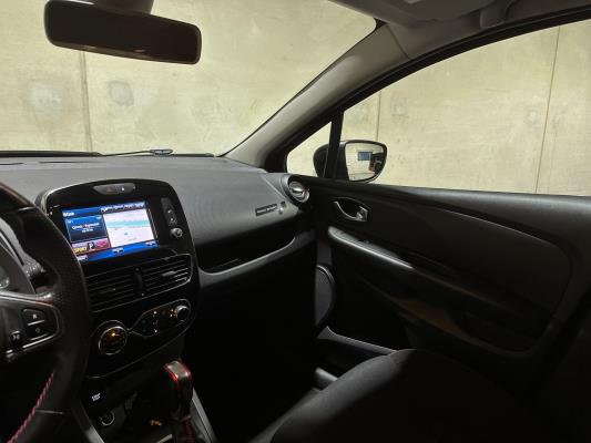 Renault Clio 1.6 R.S. Trophy 220pk 2015, K-787-PD