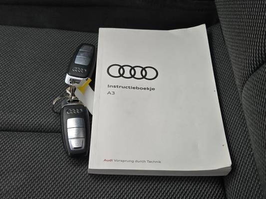 Audi A3 Limousine 30 Business edition TFSI 110pk 2021 (Origineel-NL), K-808-PJ