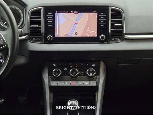Škoda Karoq Business Edition Plus 1.0 TSI 110pk 2022 (Origineel-NL), N-869-PD