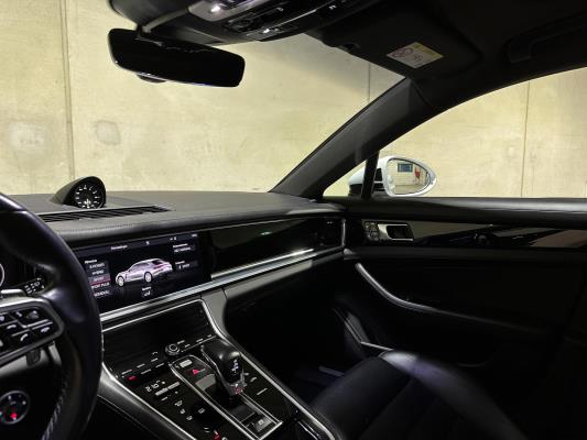Porsche Panamera Sport Turismo  4 E-Hybrid 2.9 V6 462pk 2018, L-703-KR