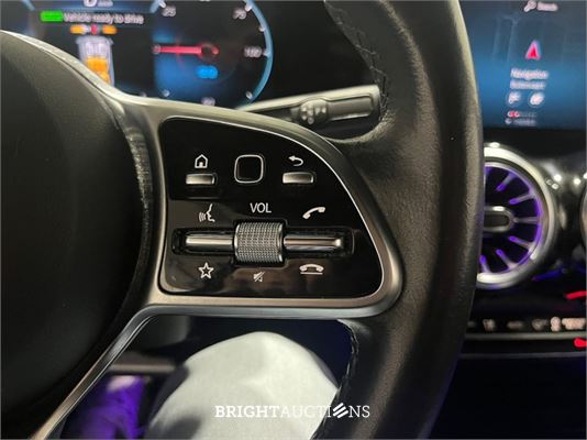 Mercedes-Benz EQB 25067 BusinesS-Line 7p 67 kWh 190pk 2022 (Origineel-NL) EQB-Klasse, R-981-KK