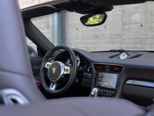 Porsche 911 991 Turbo S 3.8 6-cilinder Cabrio 560pk 2014 (Origineel-NL), NL-kenteken