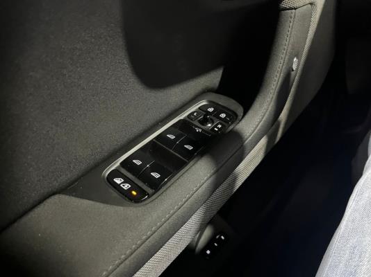 Polestar 2 Long Range Single Motor 78 kWh 231pk 2022 (Origineel-NL), P-145-VL
