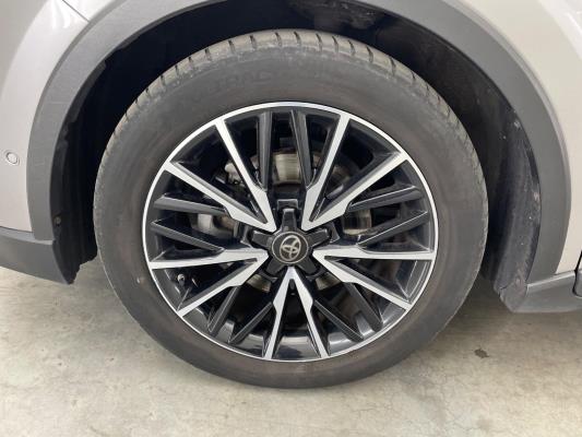 Toyota C-HR Hybrid Executive 1.8 170pk 2017, P-886-JB