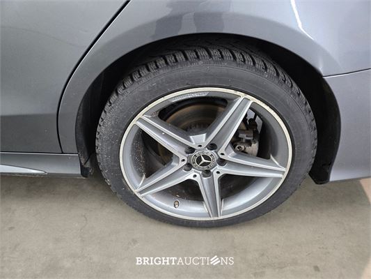Mercedes-Benz C180 Business Solution AMG Plus Upgrade Edition 157pk 2018 (Origineel-NL) C-klasse, TH-060-P