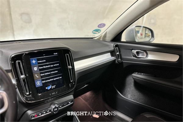 Volvo XC40 1.5 T3 Momentum 156pk 2018 (Origineel-NL), TS-939-D