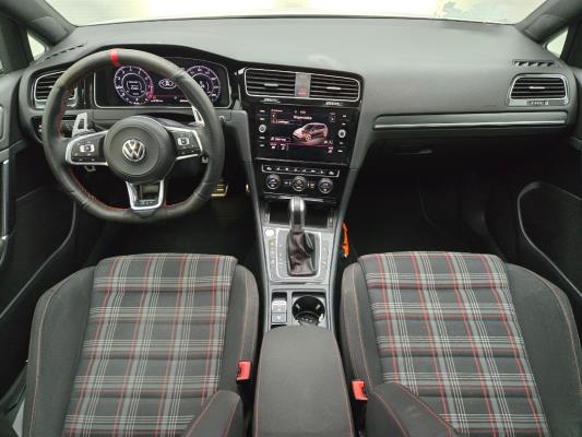 Volkswagen Golf GTI Performance 2.0 TSI 245pk 2017, L-416-LR