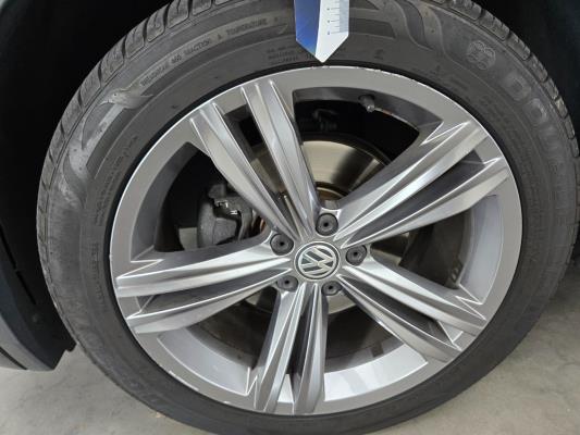Volkswagen Tiguan ACT Highline Business R 1.4 TSI 150pk 2018 (Origineel-NL), SZ-423-K