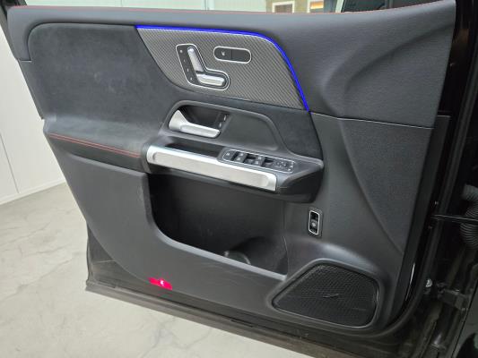 Mercedes-Benz GLB 180 d Business Solution AMG 116pk 2021 (Origineel-NL) GLB-Klasse, L-942-DJ