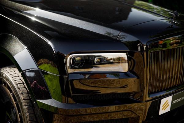Rolls-Royce Cullinan 6.75 V12 (NOVITEC-WIDEBODY) 570pk 2021