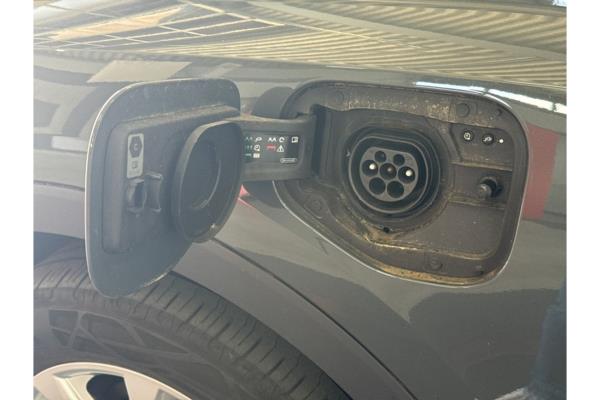 Audi Q3 45 e Advanced edition TFSI 266pk 2022 (Origineel-NL), P-044-SK
