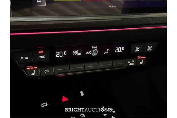 Audi Q4 50 S edition Quattro 77 kWh 2021 (Origineel-NL), N-596-SR