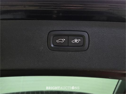 Volvo XC90 T8 Twin Engine R-Design 2.0 AWD 320pk 2016, T-183-RP