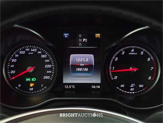 Mercedes-Benz GLC250 Business 4MATIC 211pk 2017 GLC-Klasse, T-047-XN