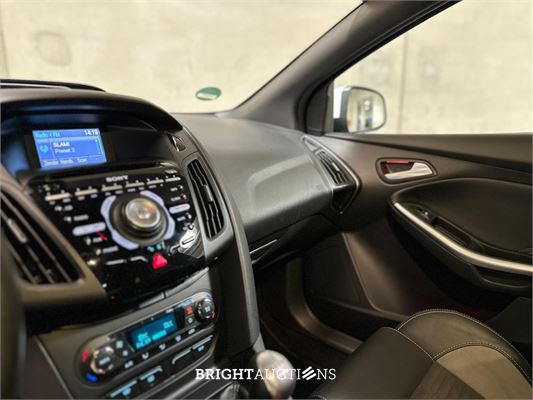 Ford Focus 2.0 EcoBoost ST-2 250pk 2013, G-282-BN