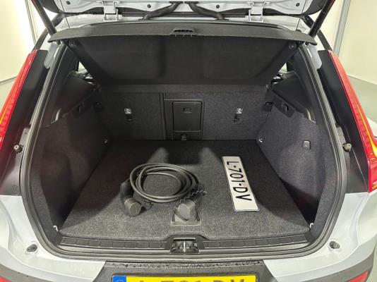 Volvo XC40 Recharge P8 R-Design Warmtepomp AWD 408pk 2021 (Origineel-NL), L-701-DV