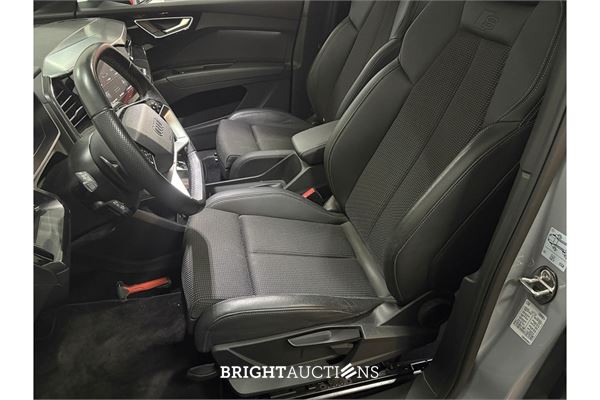 Audi Q4 40 S edition 77 kWh 2022 (Origineel-NL), R-245-LF