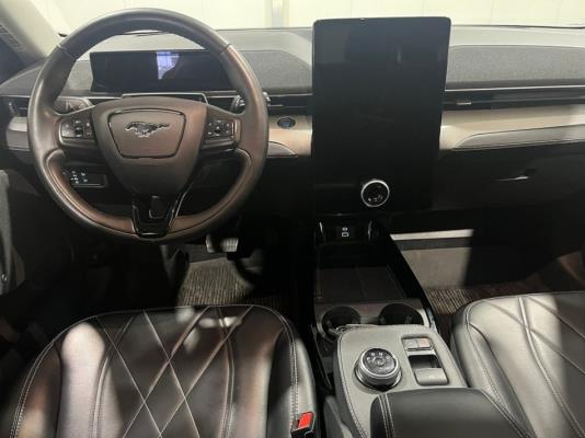 Ford Mustang Mach-E RWD 75 kWh 269pk 2021 (Origineel-NL), N-046-TF
