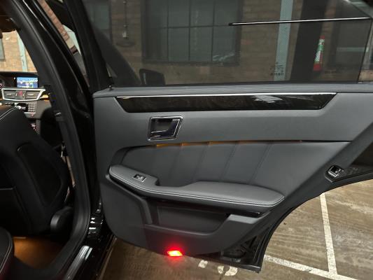 Mercedes-Benz E500 AMG 5.5 V8 388pk 2010 E-Klasse Youngtimer