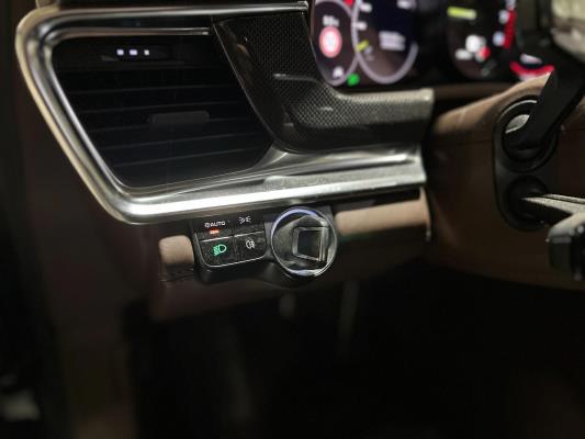 Porsche Panamera Sport Turismo 4 E-Hybrid 2.9 V6 462pk 2018 (Origineel-NL), RR-070-R