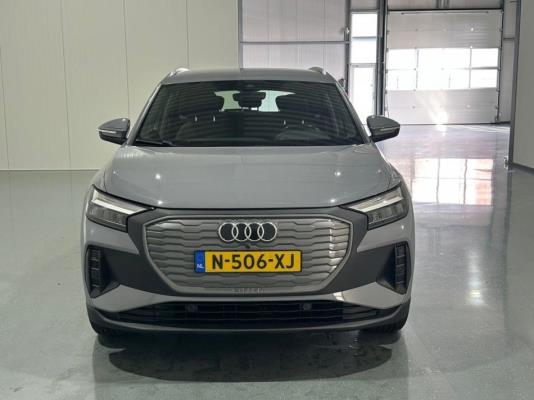 Audi Q4 35 Launch Edition 55 kWh 170pk 2021 (Origineel-NL), N-506-XJ