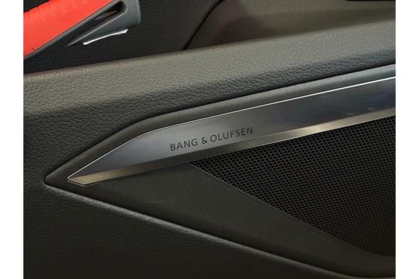 Audi Q8 e-tron 50 Advanced Edition Quattro 95 kWh 340pk 2023 (Origineel-NL), T-481-TT