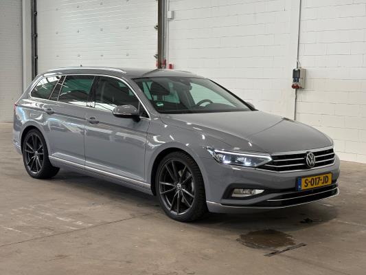 Volkswagen Passat Variant R-Line Business 1.5 TSI 150pk 2022, S-017-JD