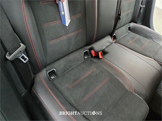 Mercedes-Benz A250 Advantage 4MATIC 225pk 2019 A-klasse, S-204-ZF