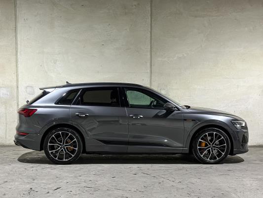 Audi e-tron 55 Quattro S Edition 95 kWh 408pk 2022 (Origineel-NL+1e eigenaar), R-708-BR