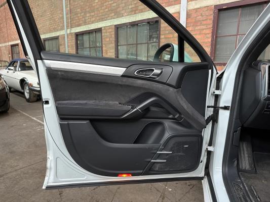 Porsche Cayenne GTS 4.8 V8 420pk 2013