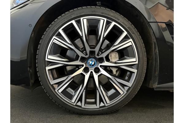 BMW i4 eDrive40 High Executive 84 kWh 340pk 2022 (Origineel-NL), P-888-HD