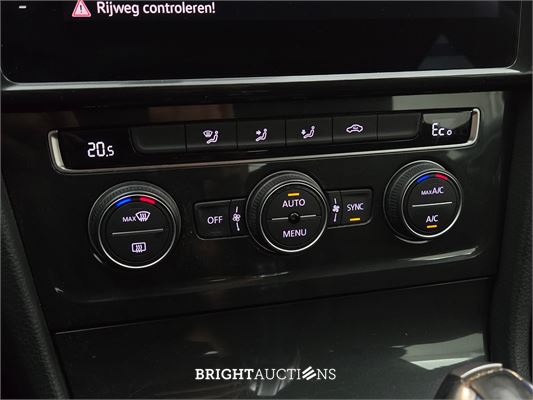 Volkswagen Golf e- e 136pk 2018 (Origineel-NL), TX-203-J