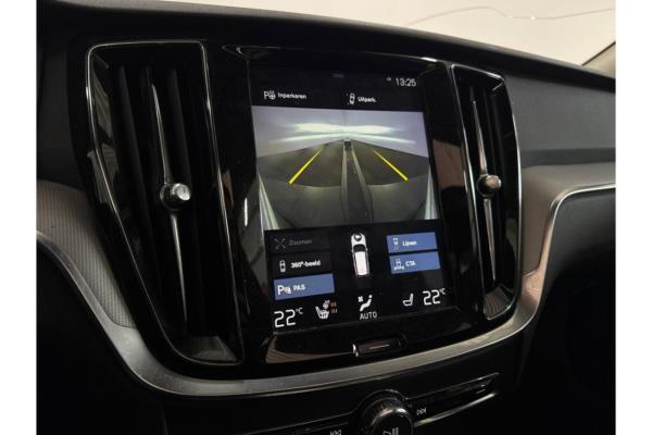 Volvo V60 Cross Country Pro 2.0 AWD 190pk 2020 (Origineel-NL), G-715-ZL