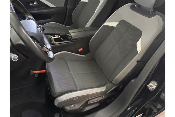 Opel Astra Sports Tourer Business Edition 1.2 130pk 2023 (Origineel-NL), T-371-HV
