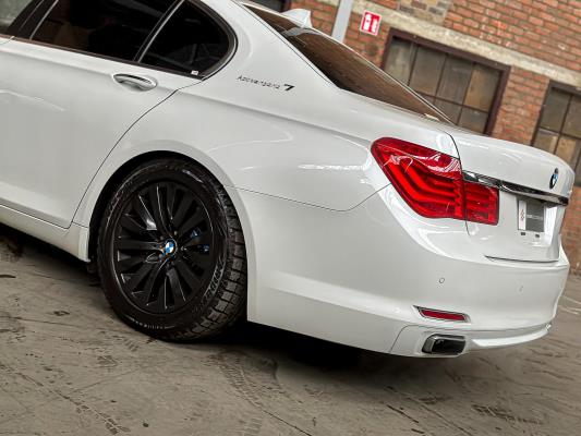 BMW ActiveHybrid7 F04 4.4 V8 465pk 2011 F04 Youngtimer