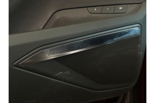 Audi Q8 55 S Edition Quattro 115 kWh 408pk 2023 (Origineel-NL), X-750-HL