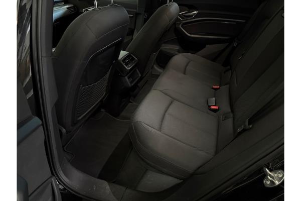 Audi e-tron 55 Advanced edition Quattro 95 kWh 2021 (Origineel-NL), N-537-VD