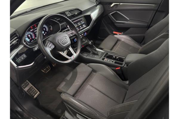 Audi Q3 45 e S Edition TFSI 266pk 2022 (Origineel-NL), P-122-PB